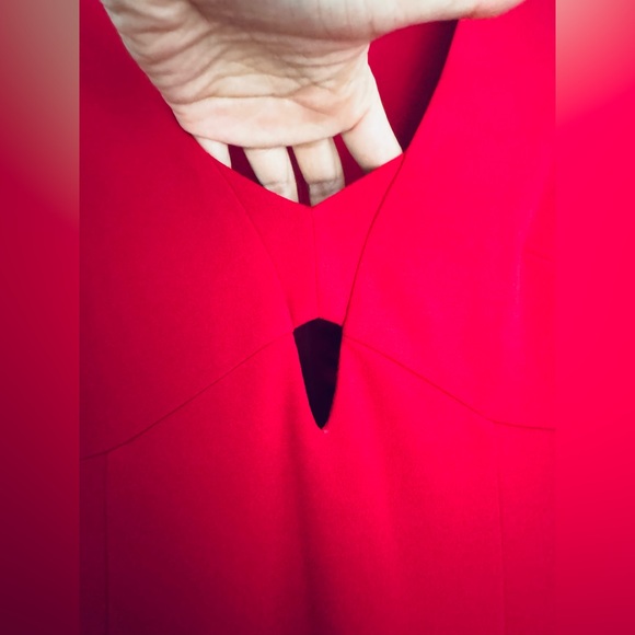 Donna Morgan Maggy keyhole long sleeves sheath dress cherry red US 6 Small - Picture 3 of 12